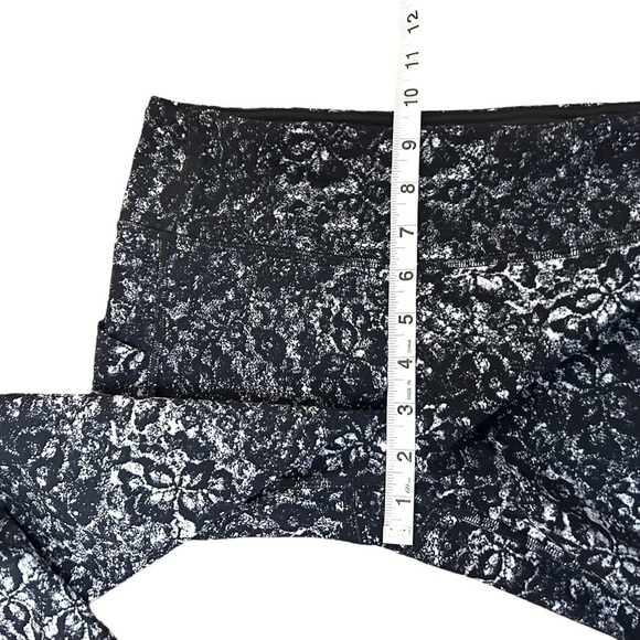 Lululemon Pace Rival Crop *22" - Picture 14 of 15